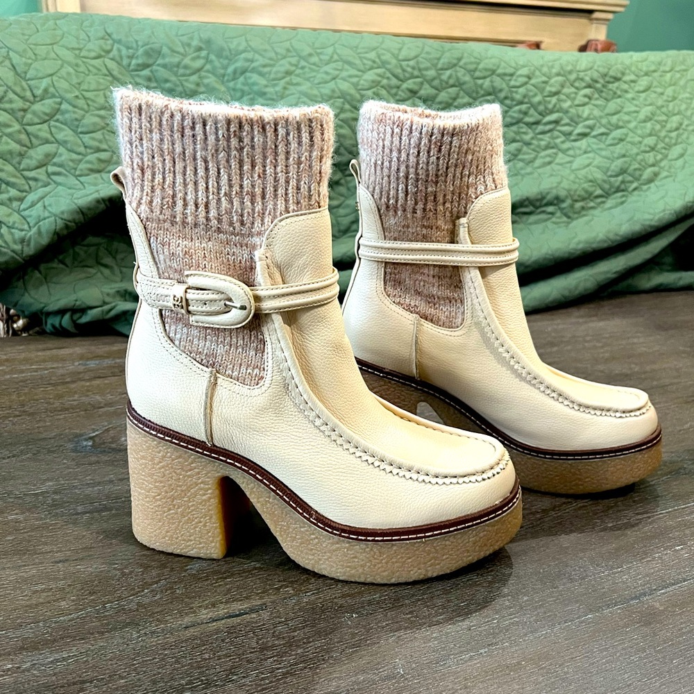 Sam Edelman Booties Size 9.5